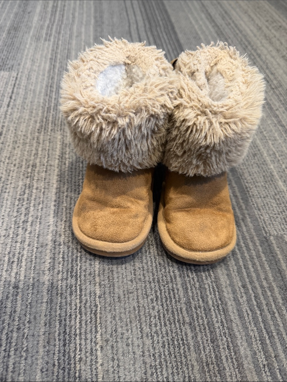 Joe Fresh Tan Faux-Fur Cuffed Kids Boots